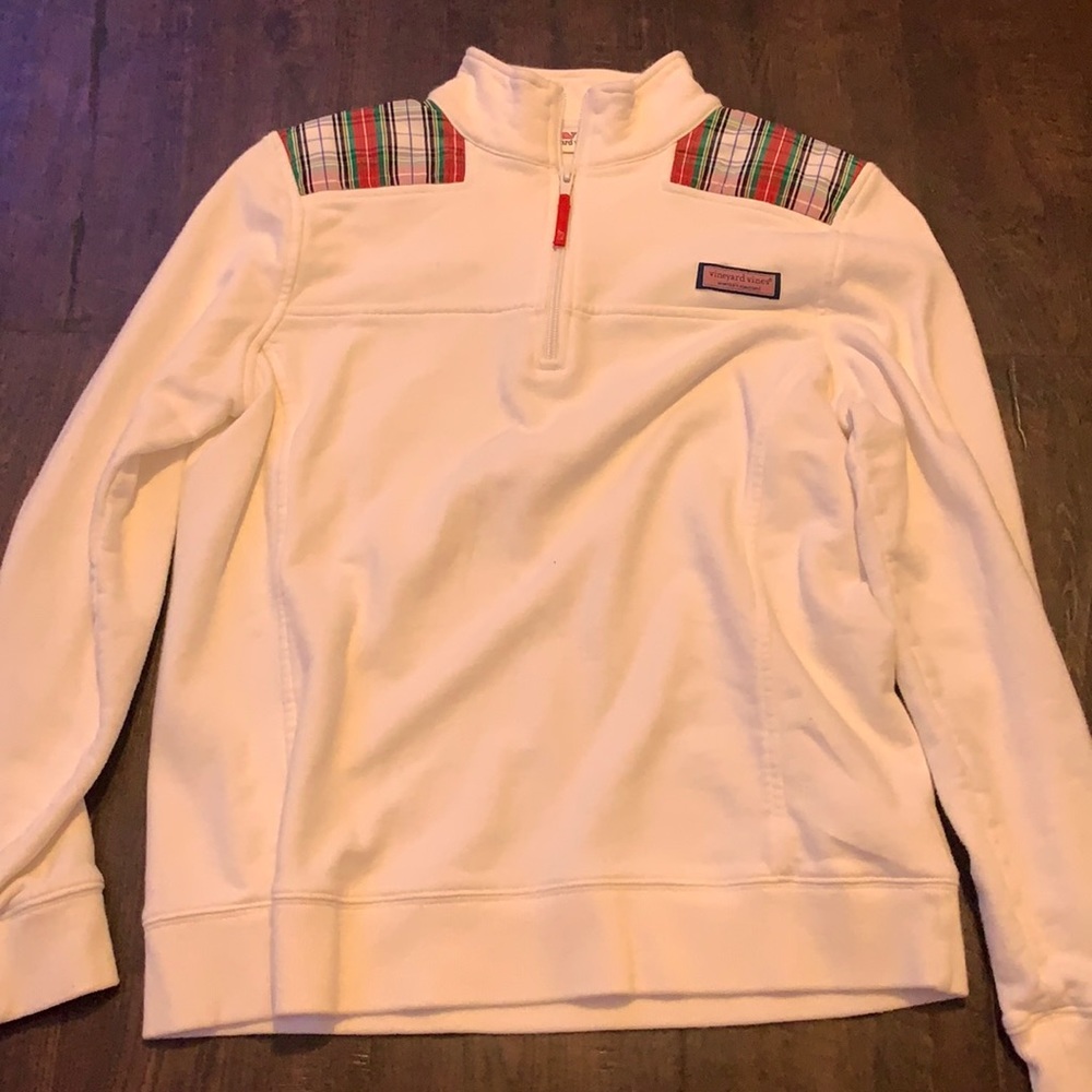 White Vineyard Vines quarter zip